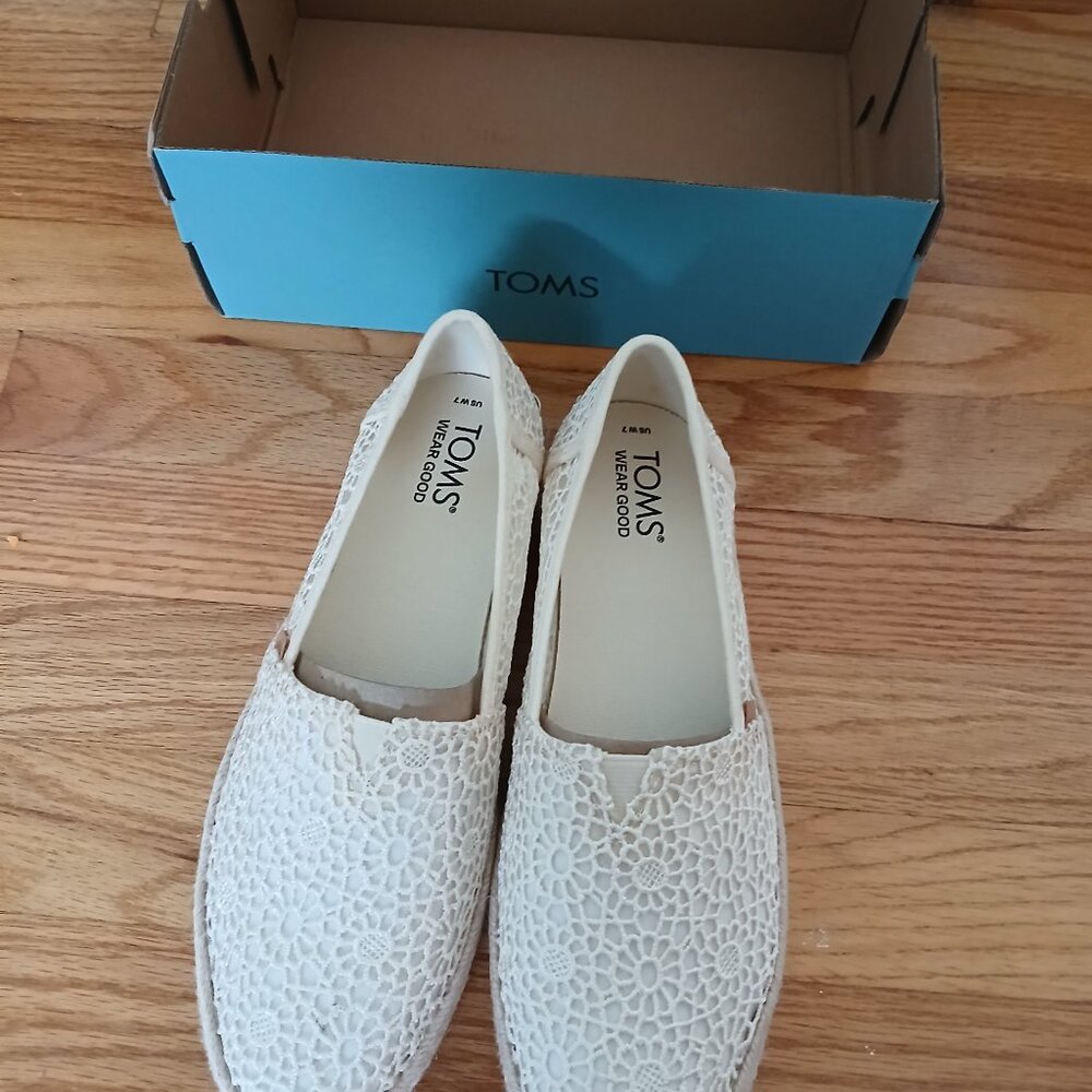 Tom's espadrilles